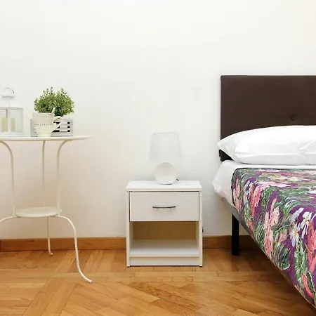 Sanctuary 32 Rome
