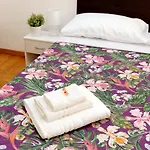 Sanctuary 32 Apartamento *